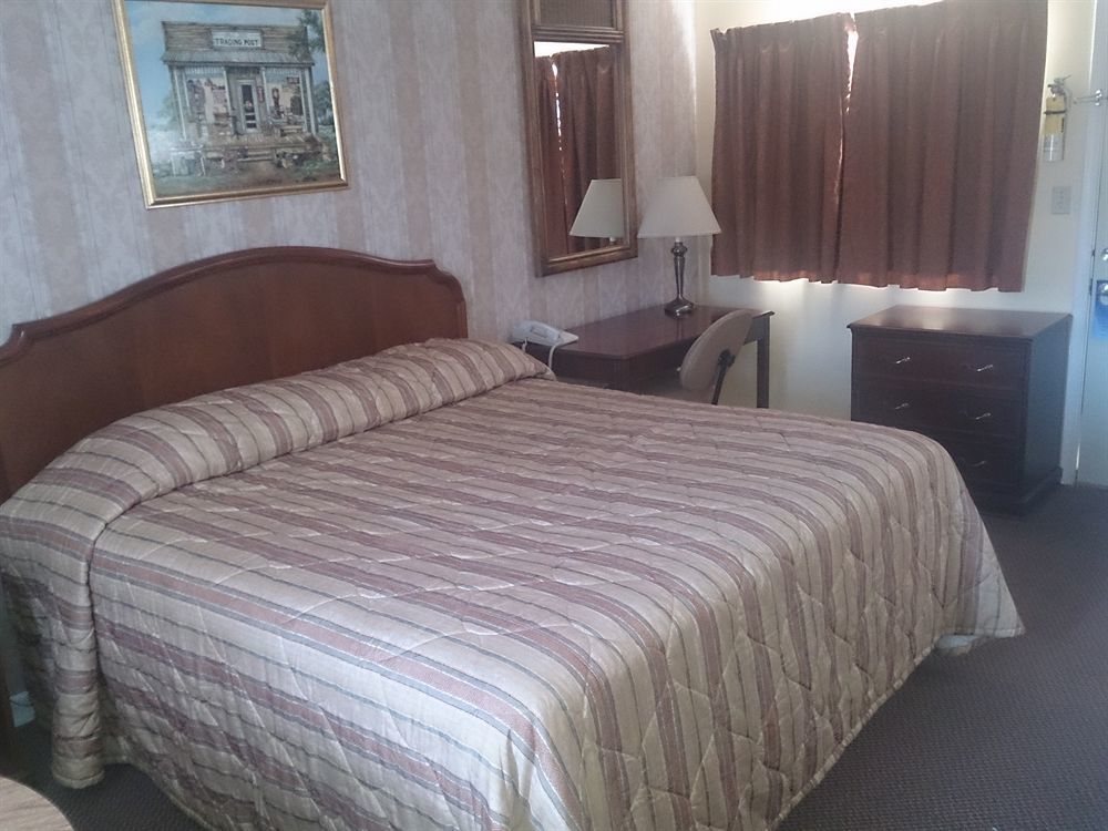 Countryside Inn Кингстон Экстерьер фото